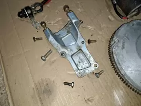 0319350 EVINRUDE Electric Start Flywheel Starter Bracket #2