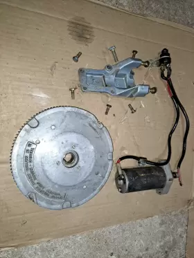 0319350 EVINRUDE Electric Start Flywheel Starter Bracket