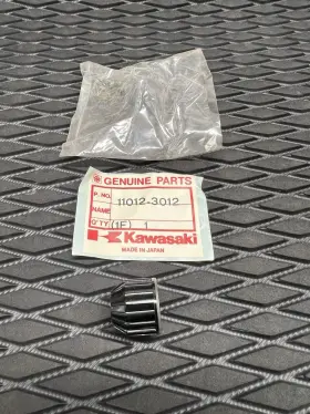 11012-3012 KAWASAKI Jetski Generator Cap Nos JS440 JS550 #2