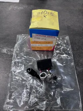 21066-3713 KAWASAKI Zxi Voltage Regulator 750 900