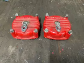 3021117 POLARIS Single Carburetor Cylinder Head Set 700