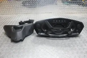 295101042-295101051 SEA-DOO Spark Trixx Bluetooth Audio Sound