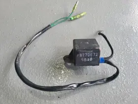 F8T70672 SUZUKI Ultranautics Ignition Relay