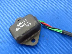 6M6-A0-SH589-12 YAMAHA Voltage Regulator Rectifier Wave Vxr #3