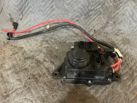 6S5-82170-00 YAMAHA Fx Fuse Box Relay