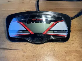 F2W-6820A-00-00 YAMAHA Waverunner Vxs Digital Display Water