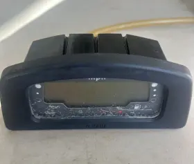 GH3-60 YAMAHA Waveventure Display Gauge Scratched 1100 700