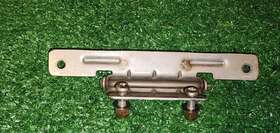 GJ3-651D-01-00 YAMAHA Wave Hood Hinge Front Lid Pivot Venture